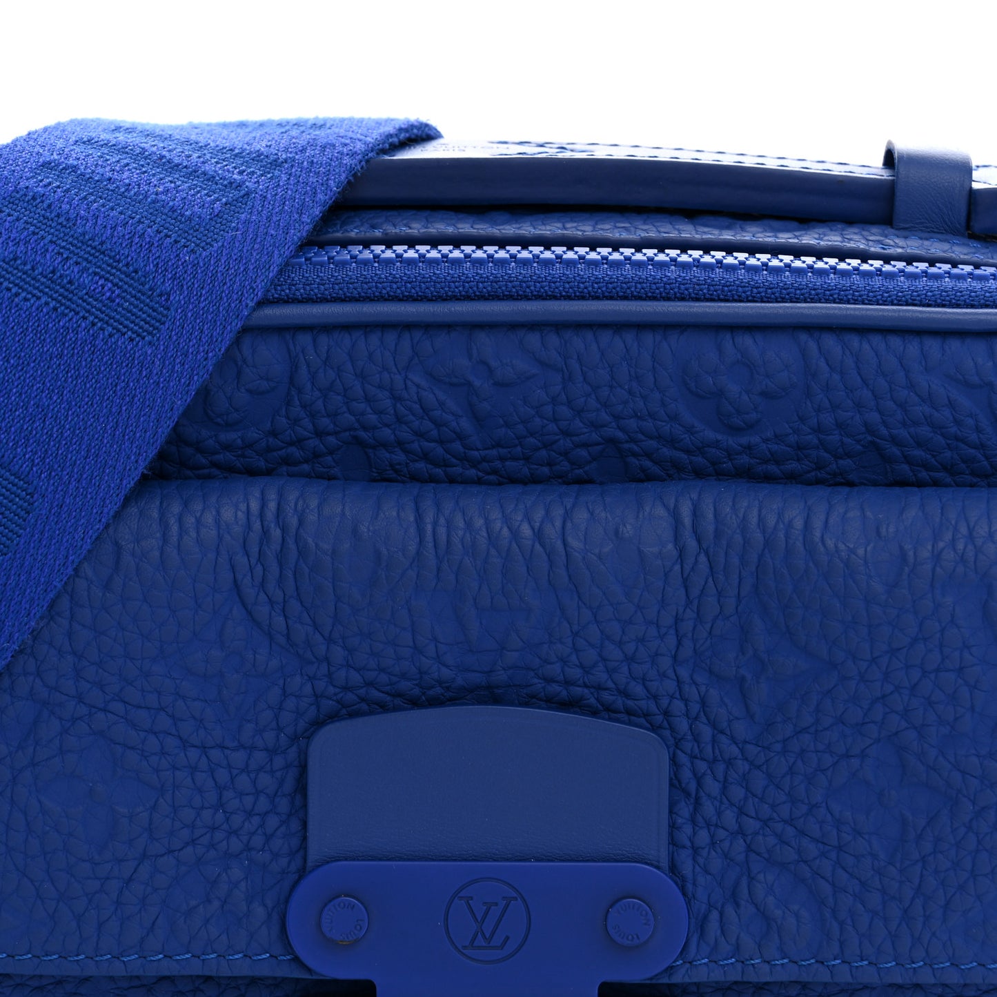 Taurillon Monogram S Lock Messenger Blue