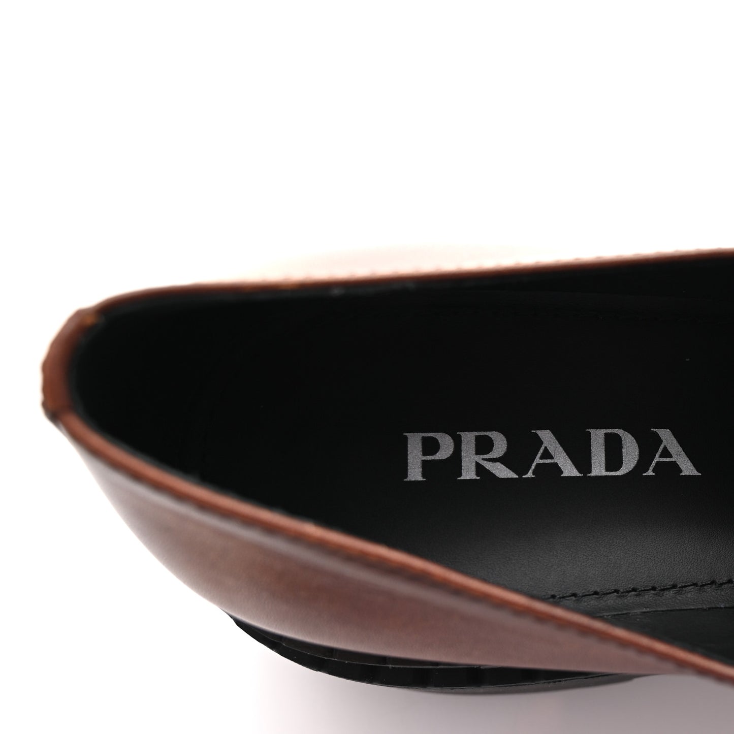 Spazzolato Triangle Logo Monolith Pointy 55mm Loafers 41 Cognac