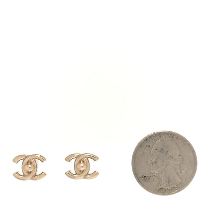 Chanel Metal CC Turnlock Earrings Gold 2 of 5