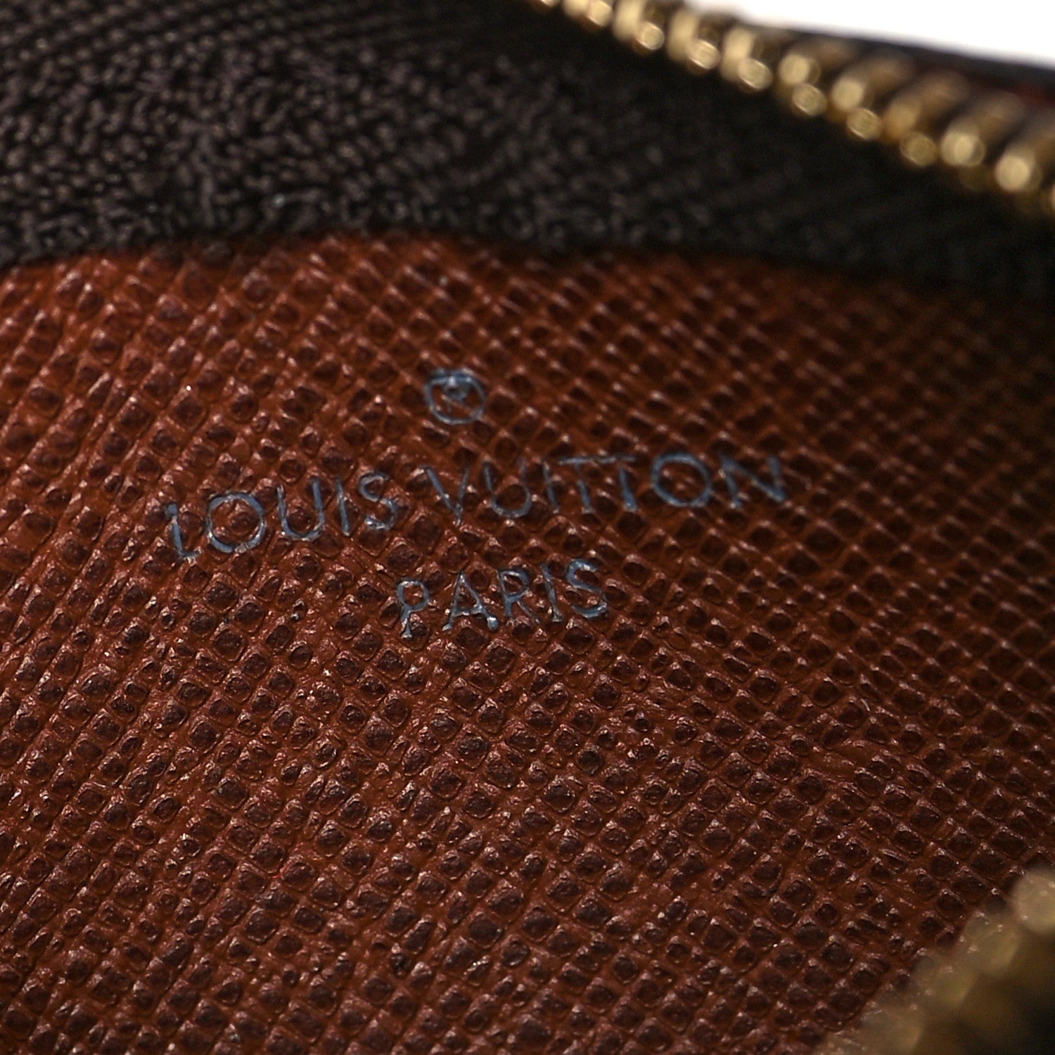 Louis Vuitton Monogram Key Pouch 6 of 7