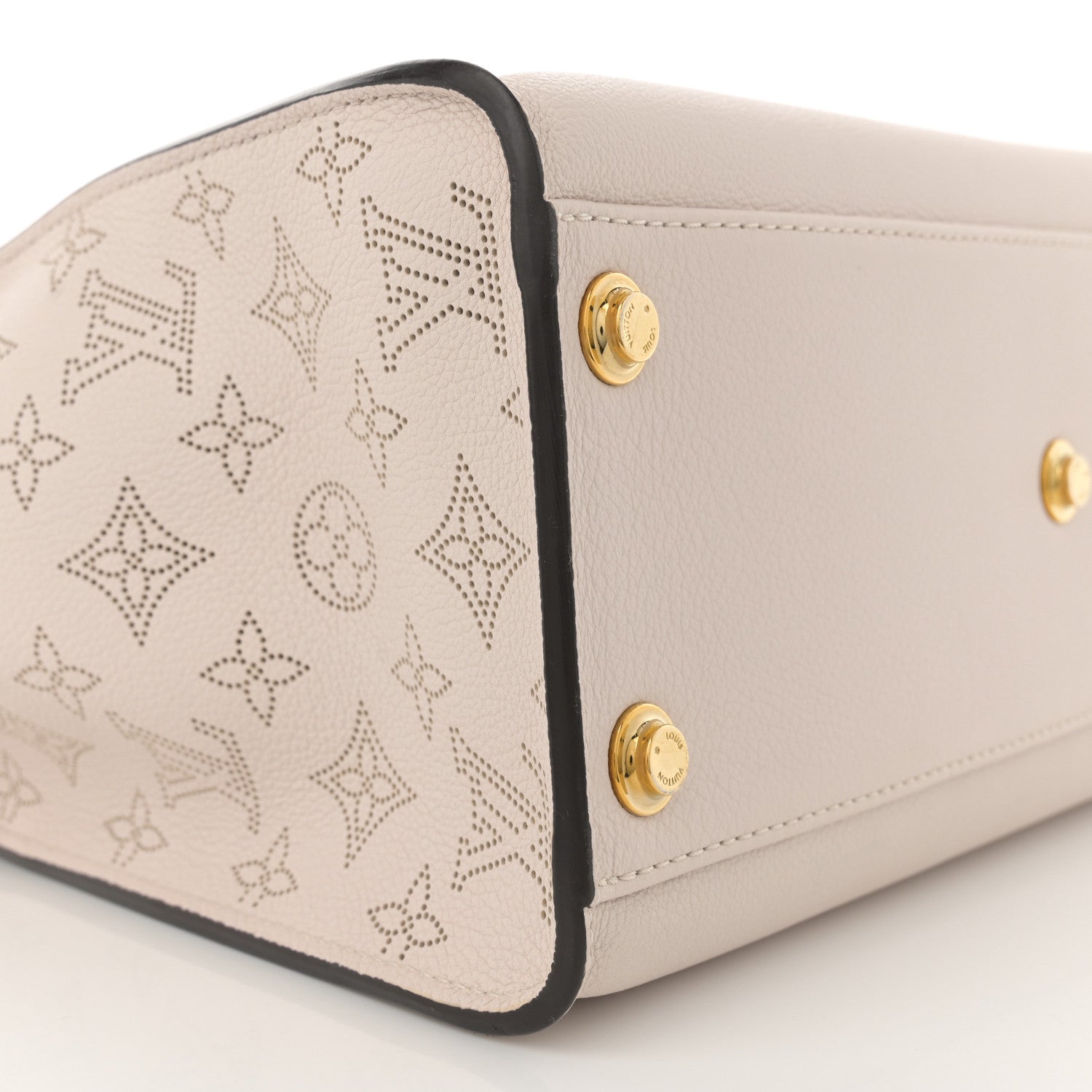 Louis Vuitton Mahina On My Side Greige 9 of 10