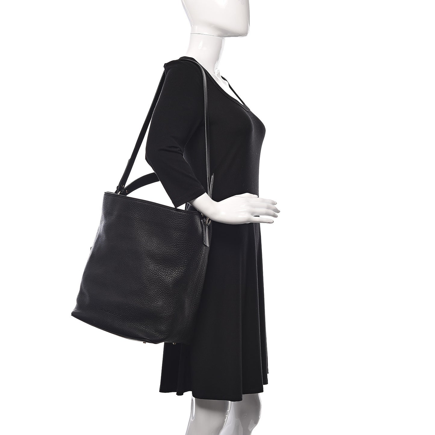 Grainy Calfskin Medium Susanna Hobo Black