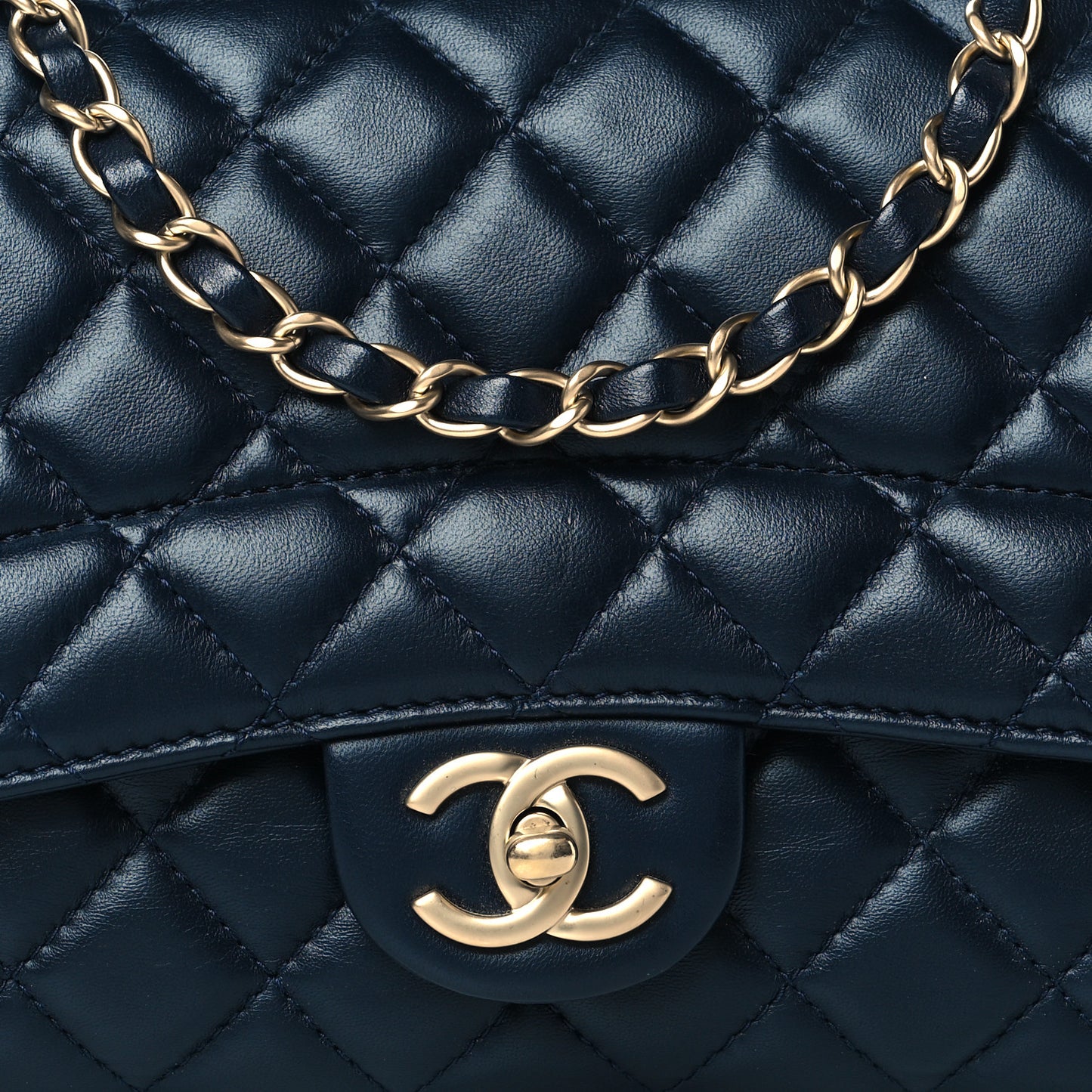 Lambskin Quilted Medium Mademoiselle Chic Flap Navy
