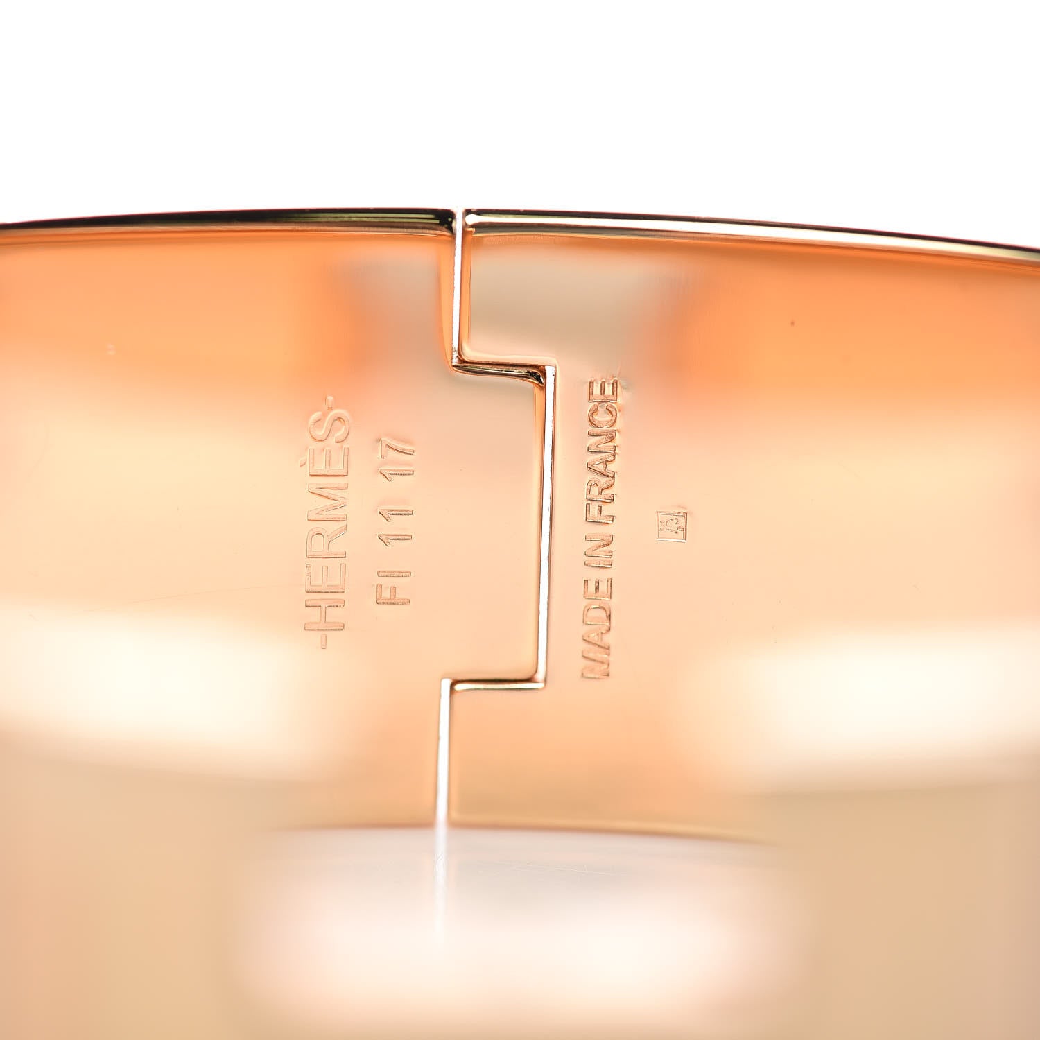 Hermes Enamel Wide Clic Clac H Bracelet GM Beige Nacre 5 of 5