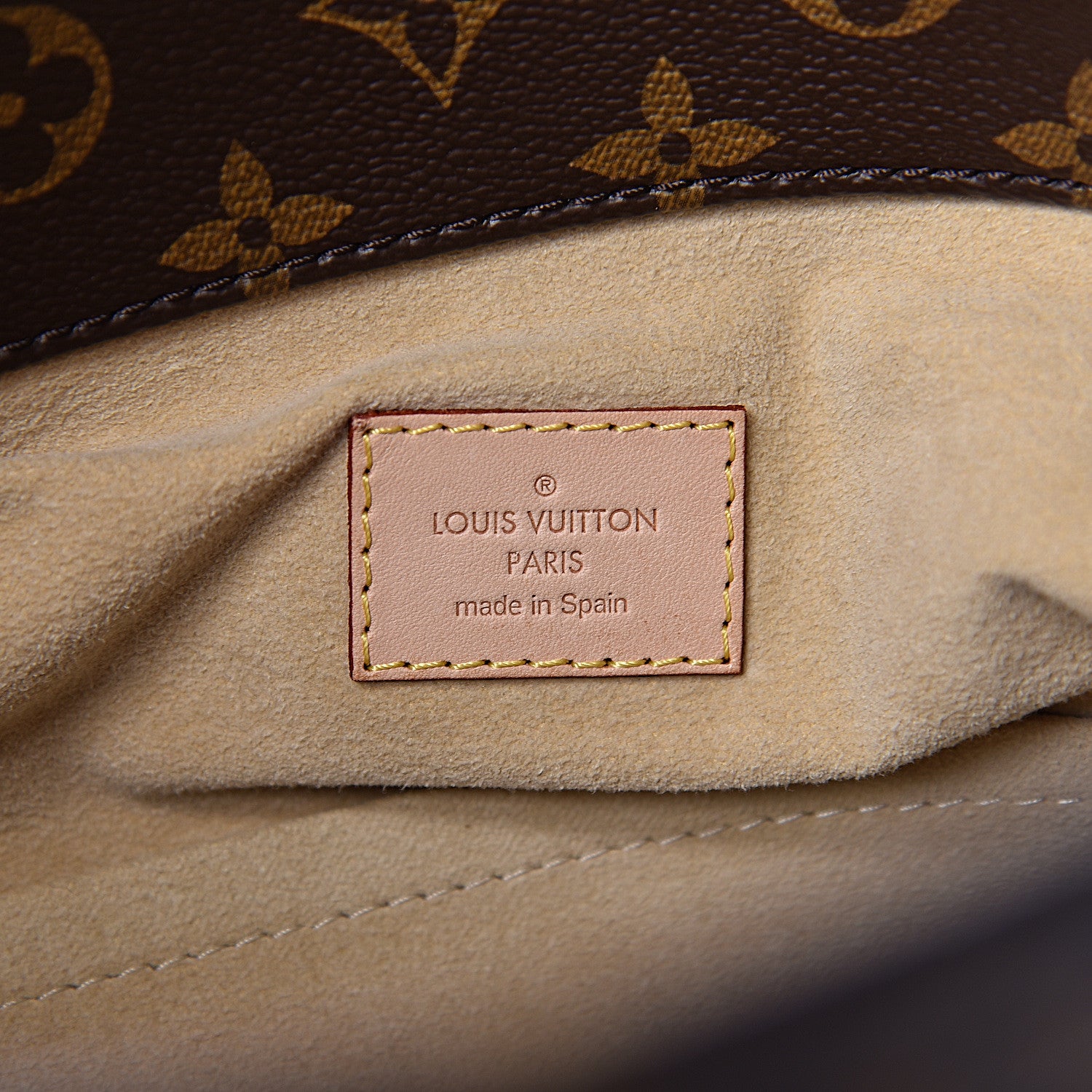 Louis Vuitton Monogram Artsy MM 6 of 11