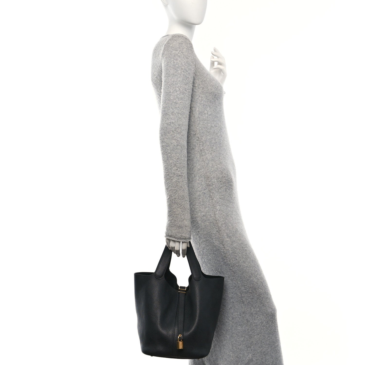 Hermes Taurillon Clemence Picotin Lock 26 GM Black 2 of 14
