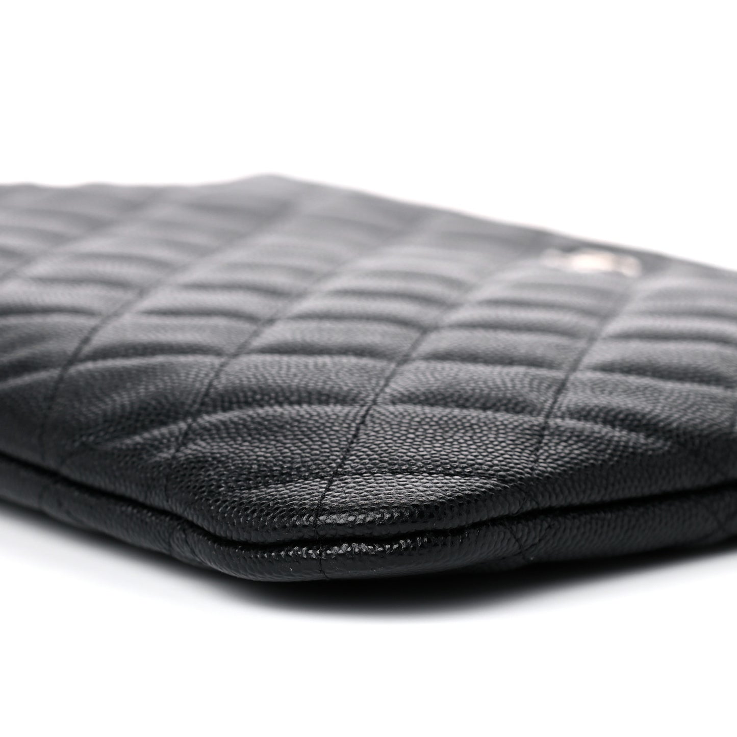 Caviar Quilted Medium Cosmetic Case Black