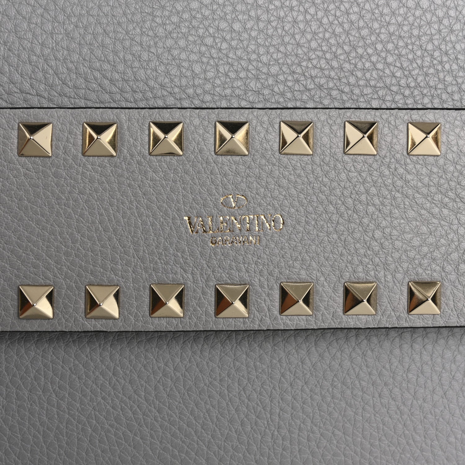 Valentino Garavani Pebble Calfskin Rockstud Side Slip Wristlet Clutch Pastel Grey 7 of 7