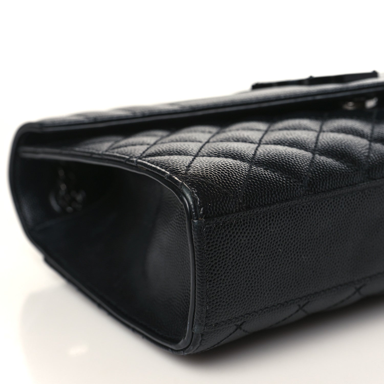 Saint Laurent Grain De Poudre Textured Mixed Matelasse Triquilt Medium Monogram Monochrome Satchel Black 7 of 8