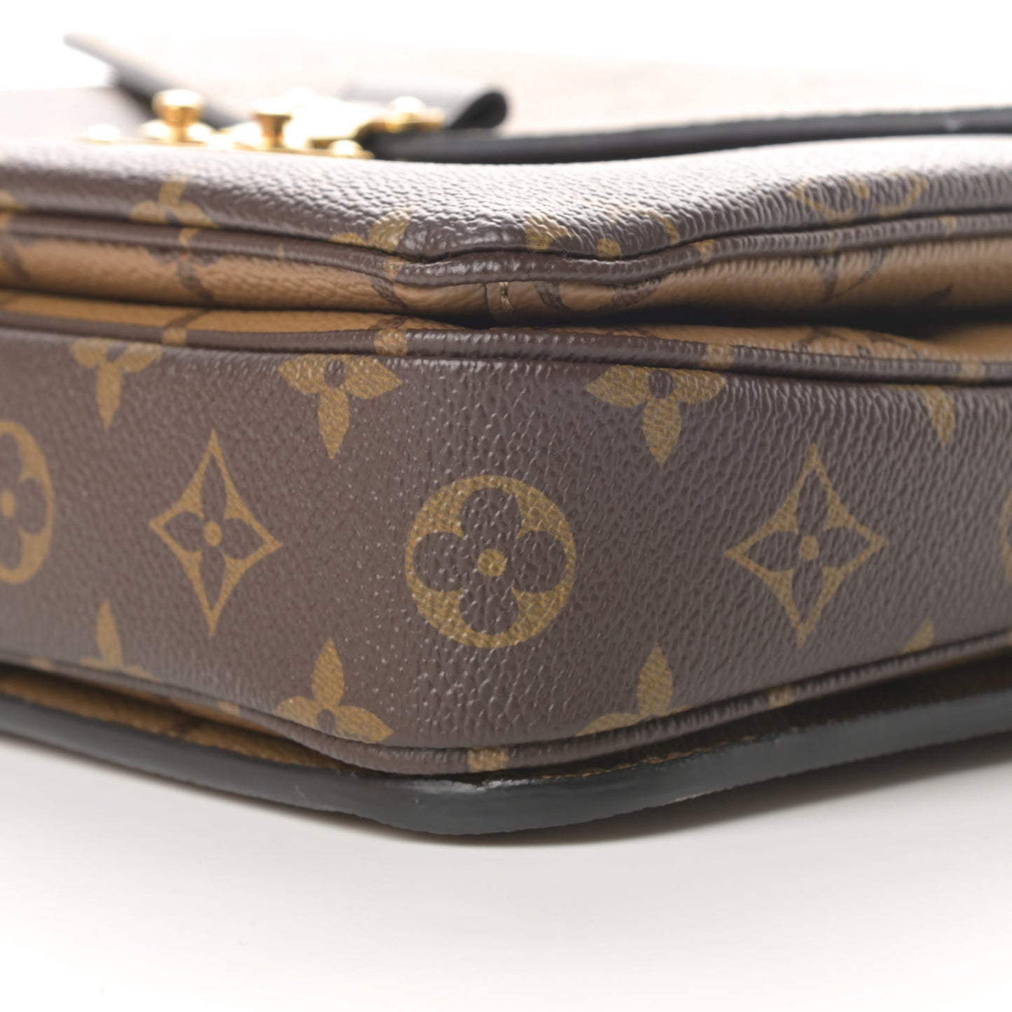 Reverse Monogram Pochette Metis