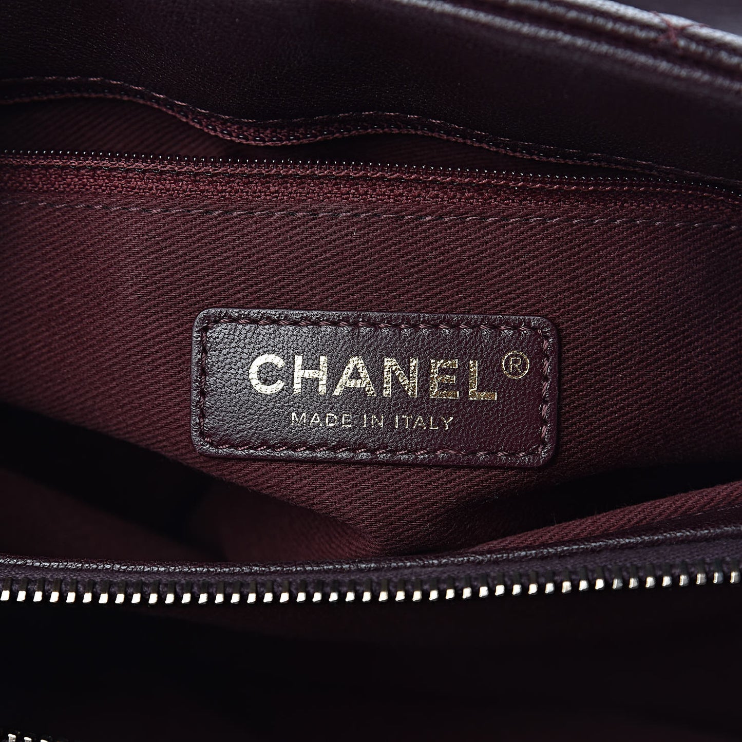 Shiny Sheepskin Quilted Small Trapezio Flap Dark Burgundy