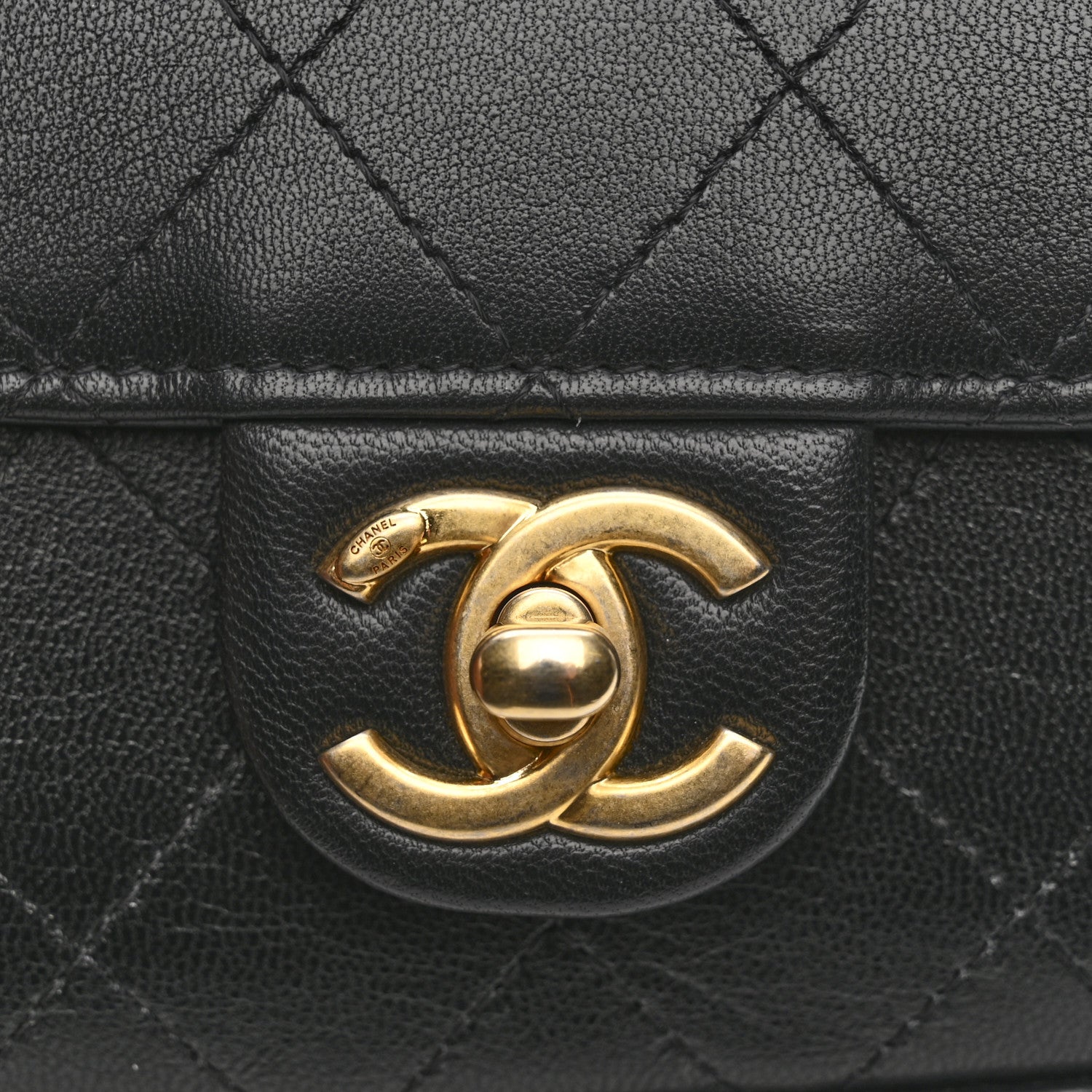 Chanel Goatskin Chic Pearls Clutch On Chain Black 12 of 13
