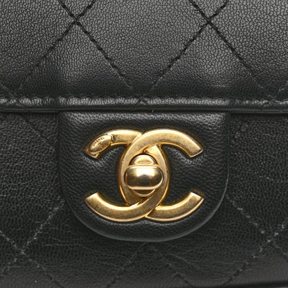Chanel Goatskin Chic Pearls Clutch On Chain Black 12 of 13