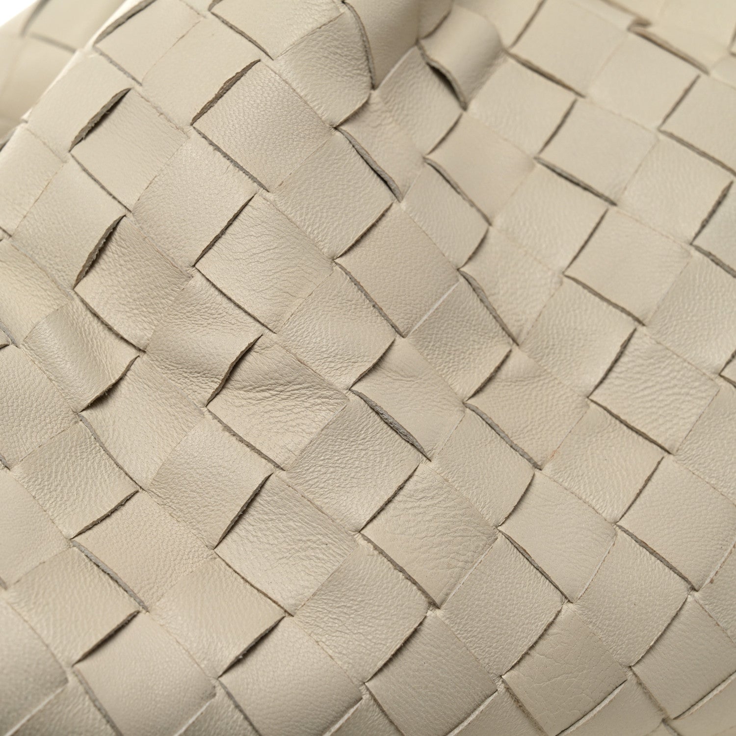 Bottega Veneta Nappa Maxi Intrecciato The Pouch Oversized Clutch Plaster 8 of 12