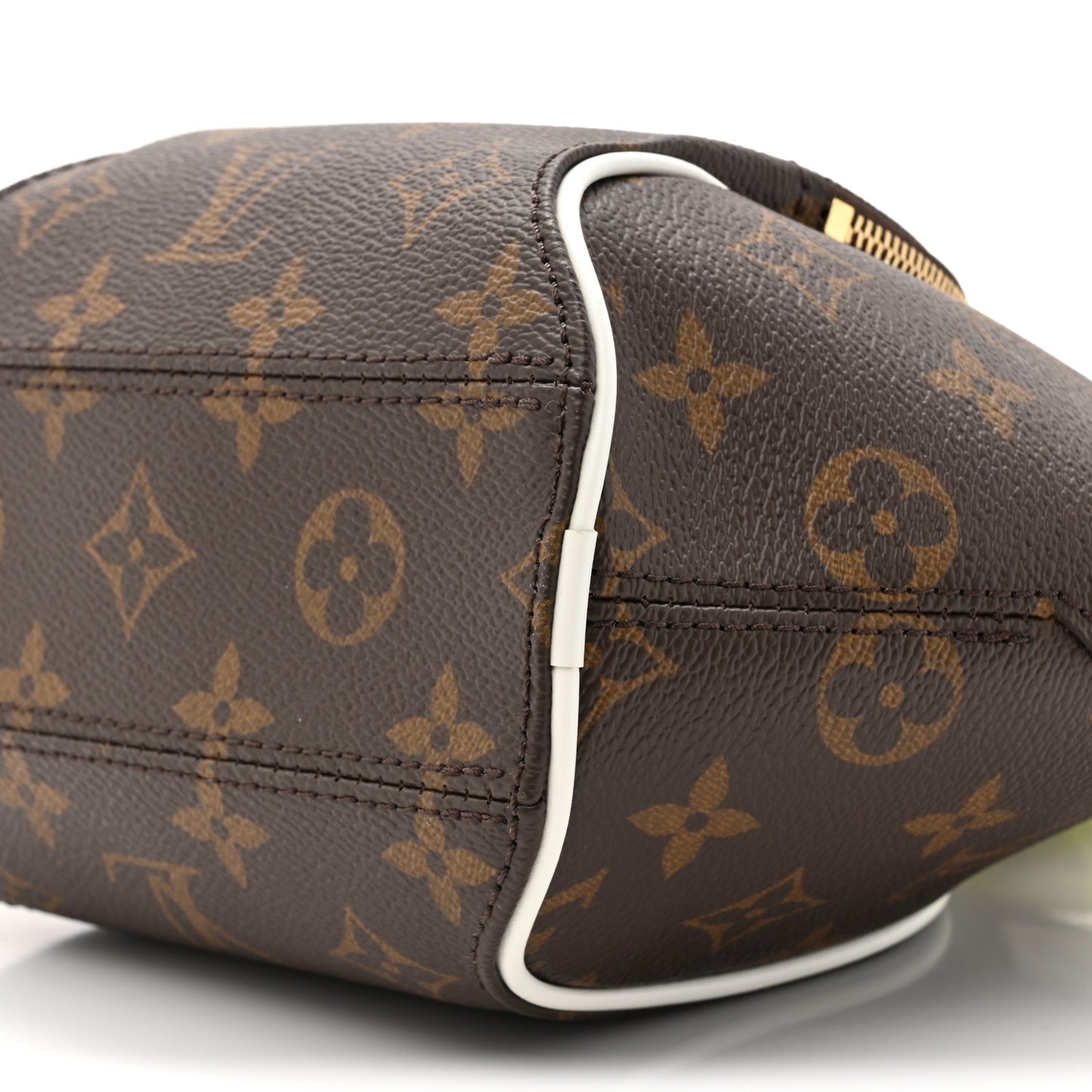 Monogram LV Match Ellipse BB White