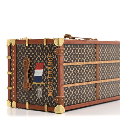 Louis Vuitton Miss France Trunk Paperweight 6 of 9