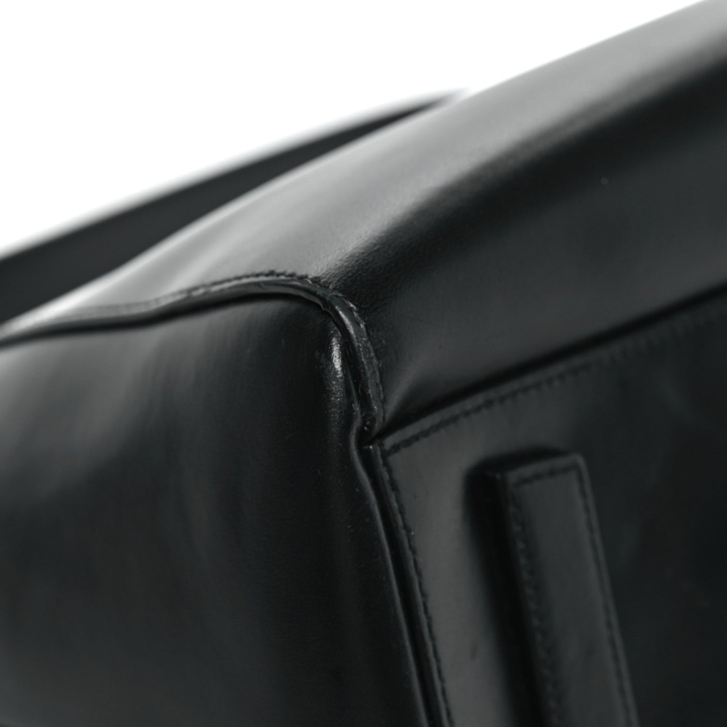 Shiny Lord Calfskin Medium Antigona Black