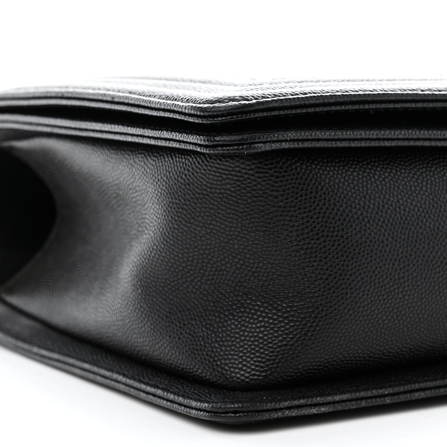 Caviar Quilted New Medium Boy Flap Black