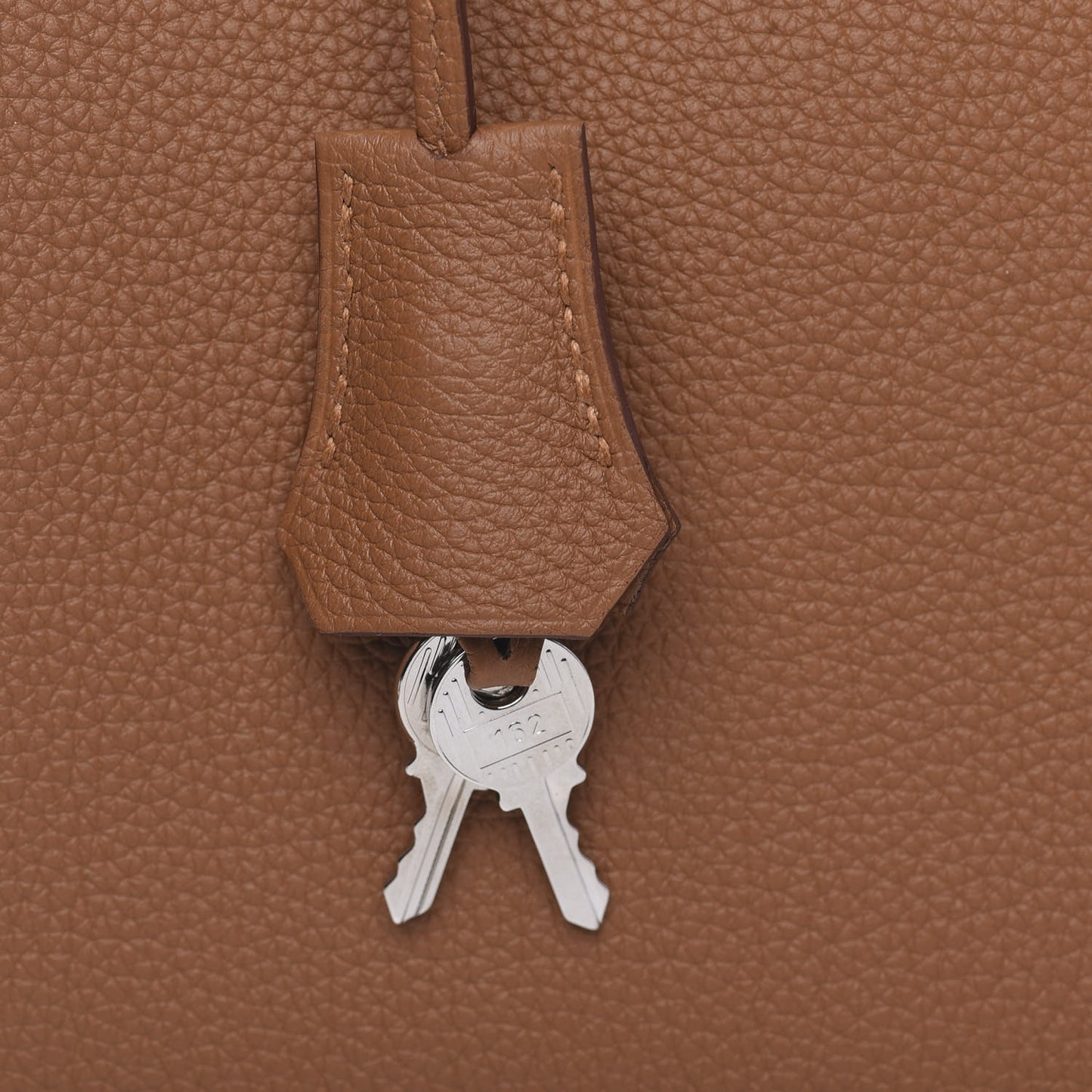 Togo Matte Alligator Kelly Retourne Touch 28 Gold
