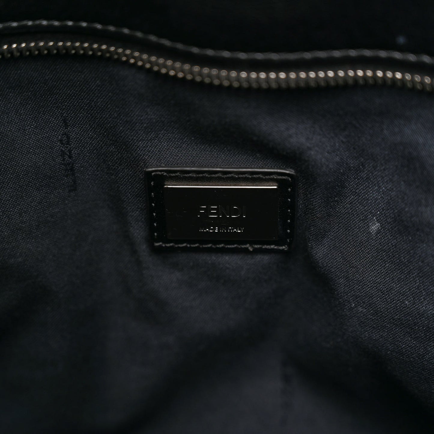 Vitello Liberty Lucido Metal Monster Eyes Medium Roll Tote Black