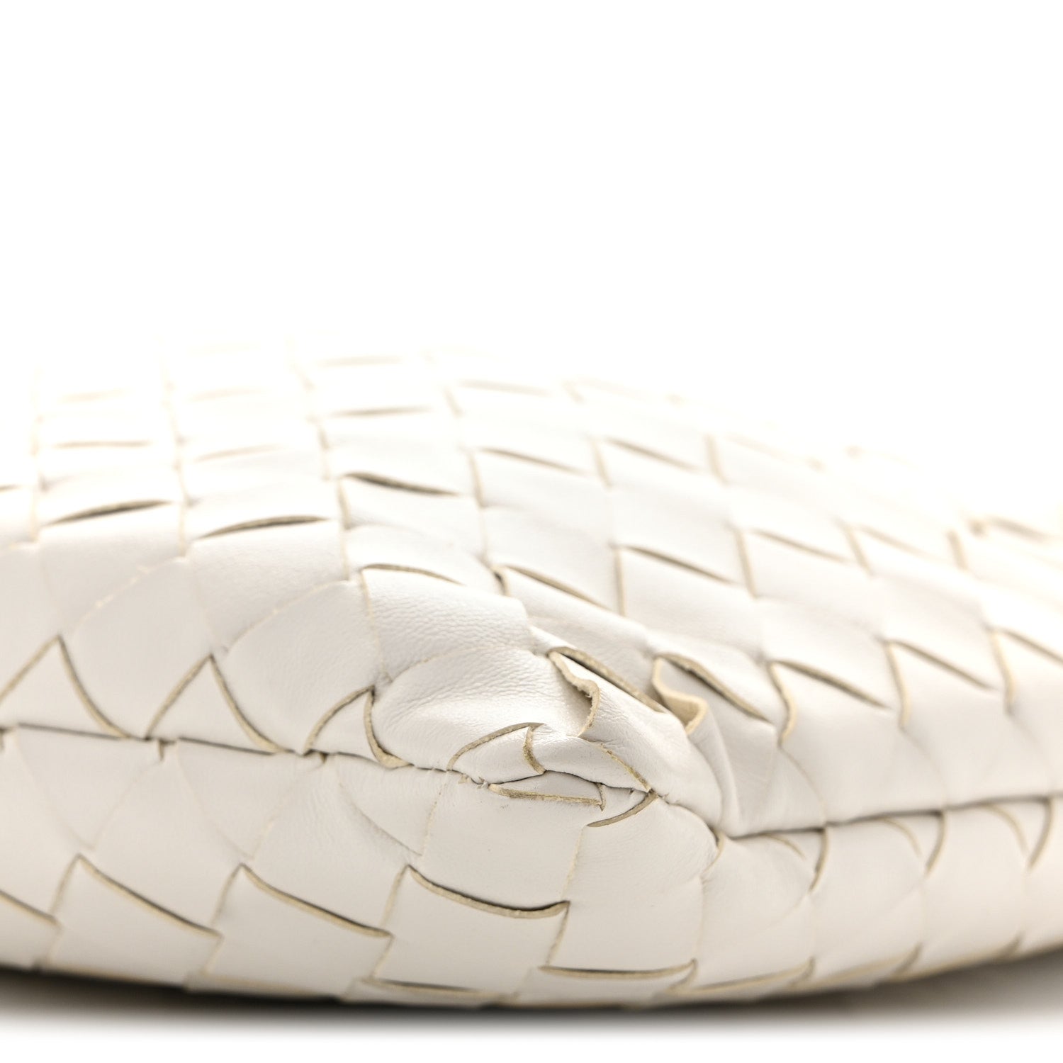 Bottega Veneta Calfskin Intrecciato Medium Dustbag Chalk 10 of 10