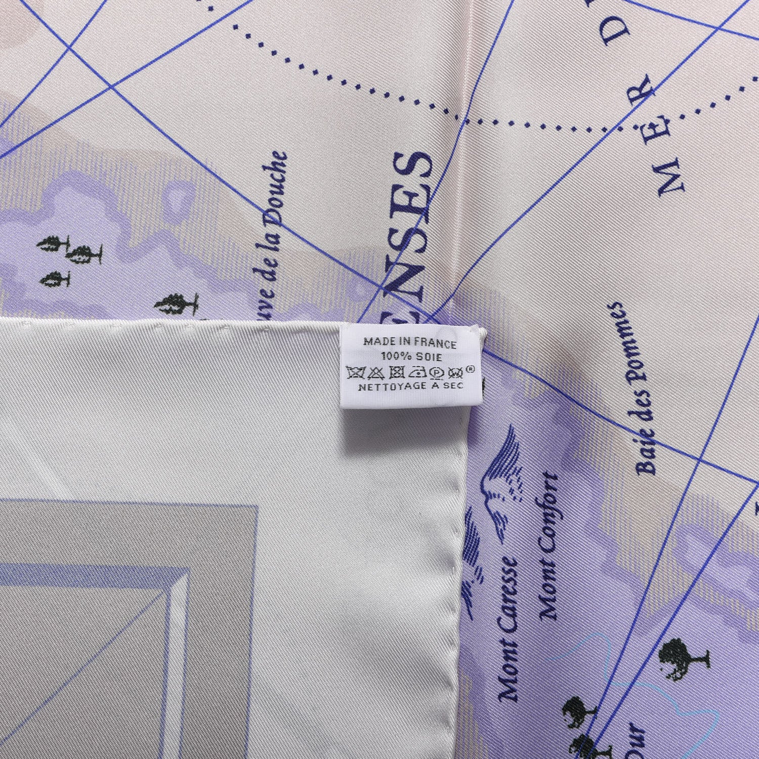Hermes Silk Planisphere d'un Monde Equestre Shawl 140 5 of 5