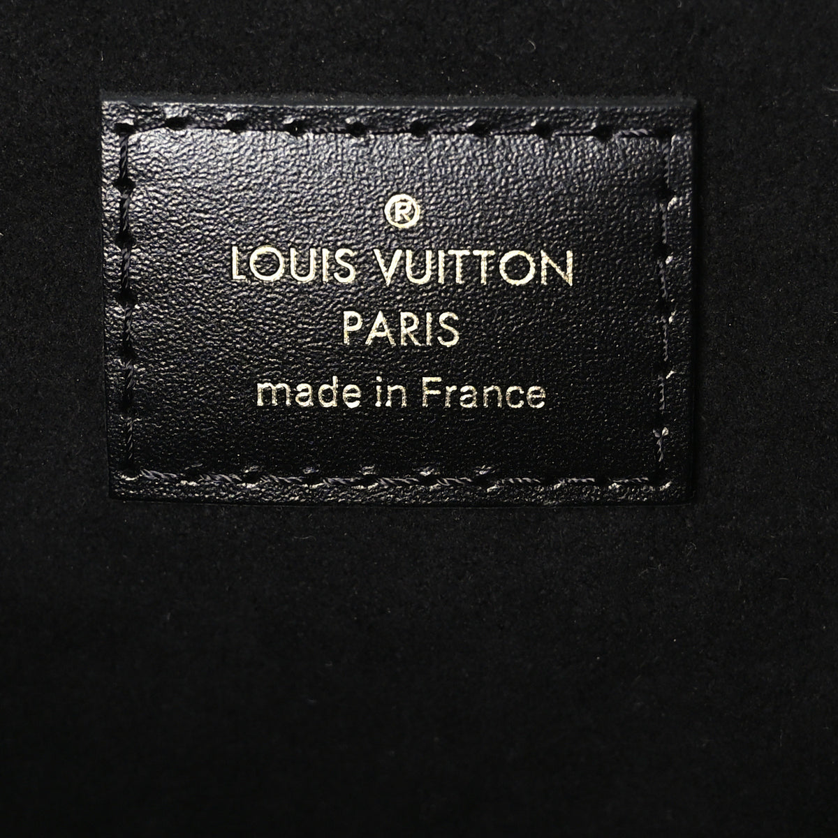 Reverse Monogram Pochette Metis