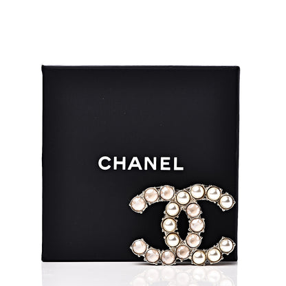 Chanel Pearl Crystal CC Brooch Gold 4 of 4