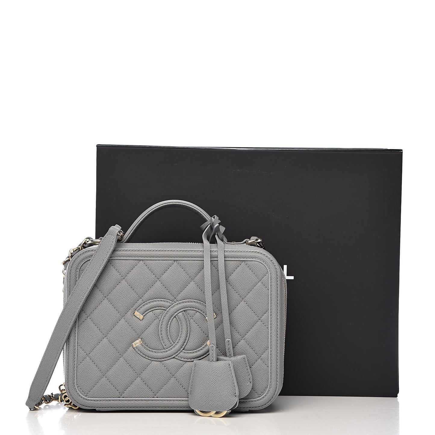 Caviar Quilted Medium CC Filigree Vanity Case Grey