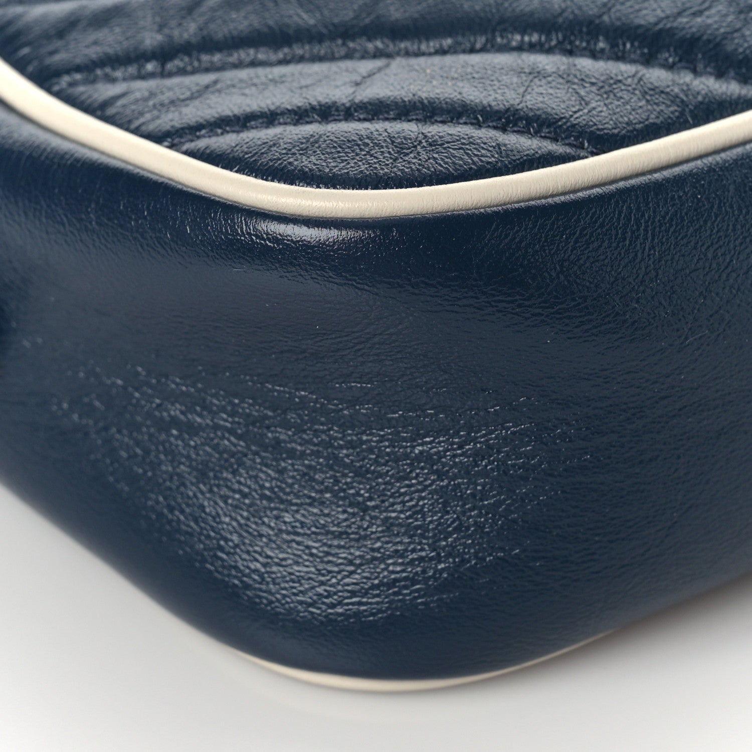 Gucci Vintage Effect Calfskin Matelasse Diagonal Small Torchon GG Marmont Chain Shoulder Bag Blue Agata Mystic White 8 of 9