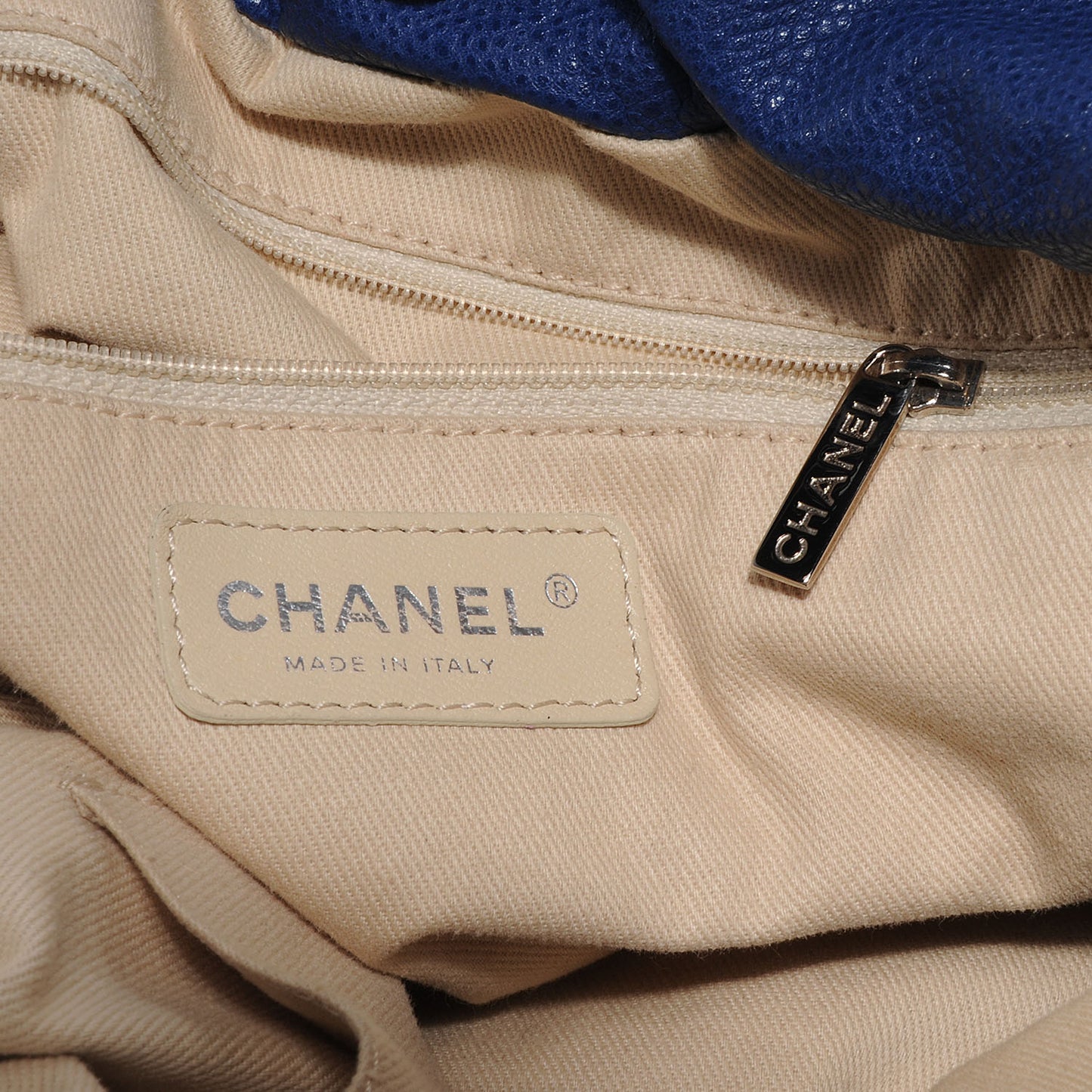 Caviar 31 Drawstring Tote Blue