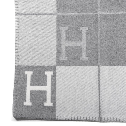 Hermes Wool Cashmere Avalon III Blanket Ecru Gris Clair 5 of 5