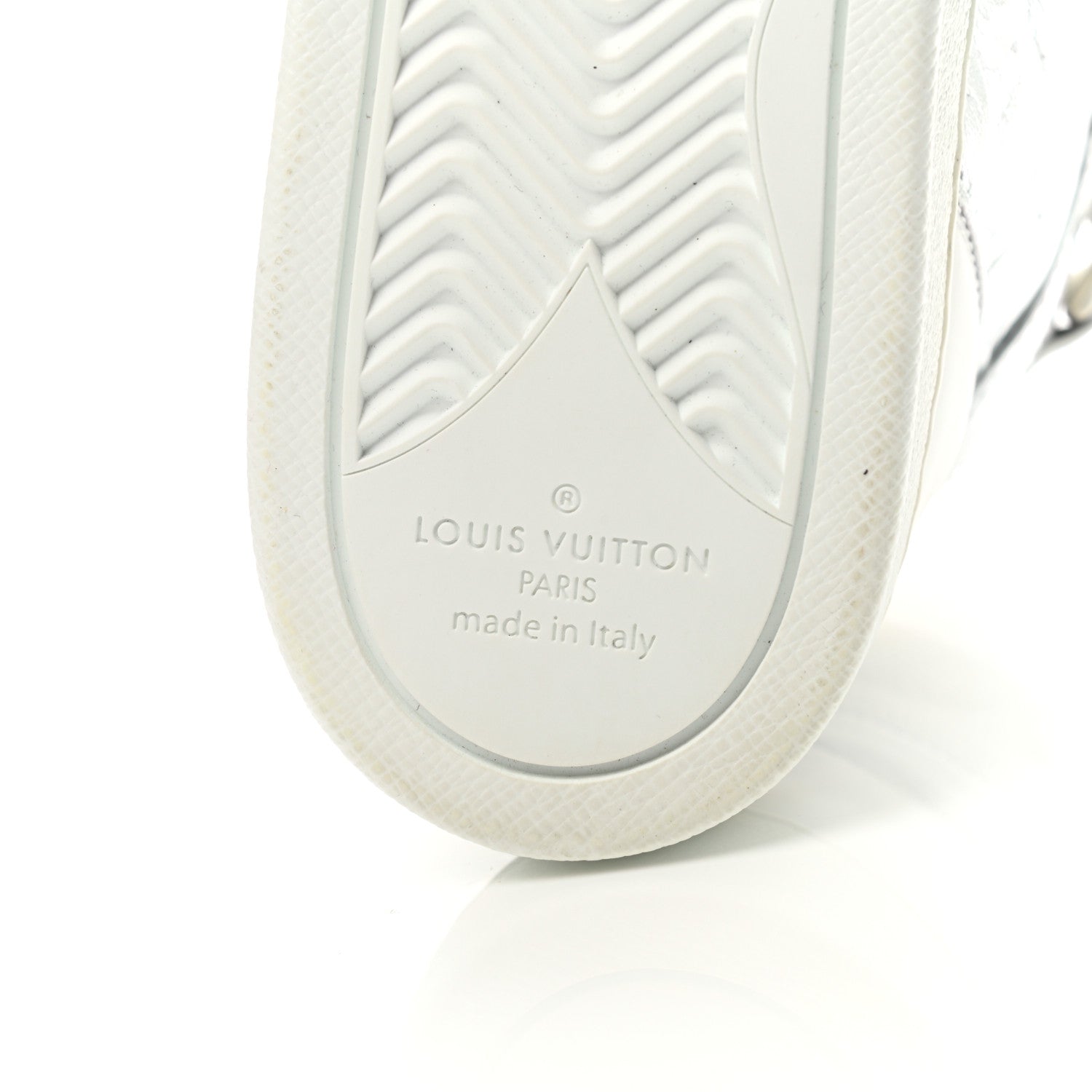 Louis Vuitton Metallic Calfskin Embossed Monogram Boombox Sneakers 39 White Silver 6 of 10