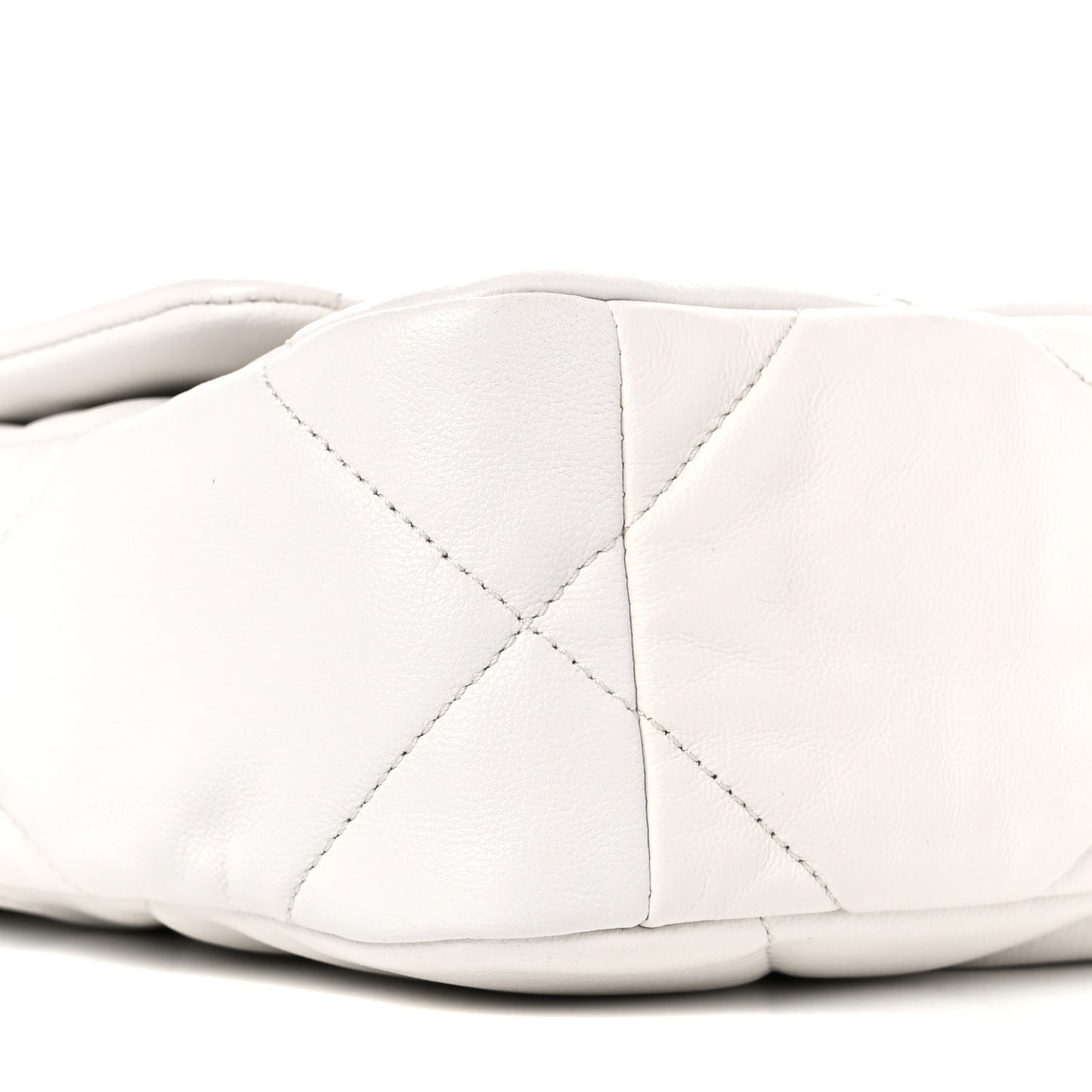 Goatskin Quilted Medium Chanel 19 Flap White