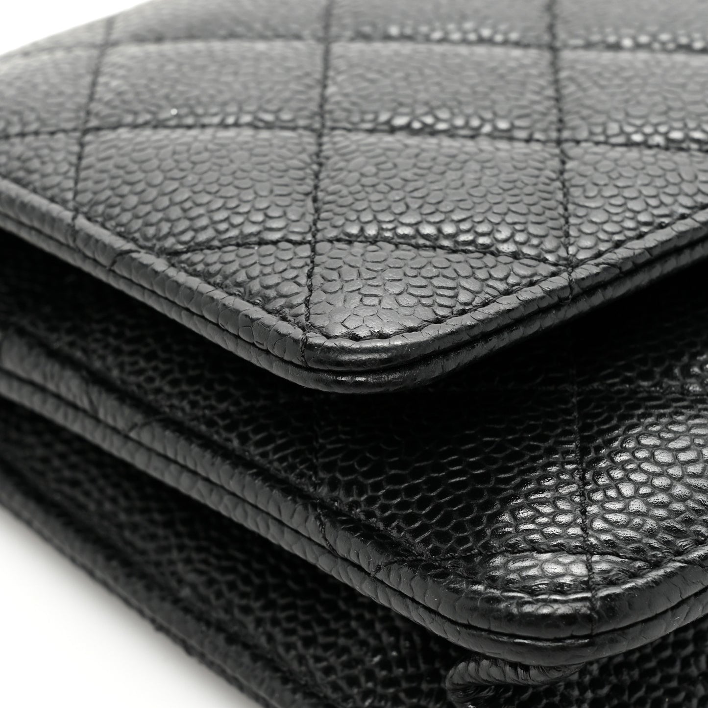 Caviar Quilted Wallet on Chain WOC Black