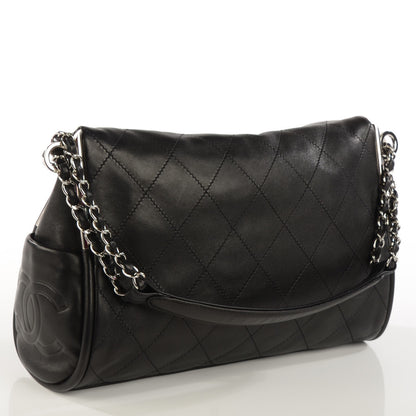 Chanel Lambskin Medium Ultimate Soft Tote Black 3 of 7