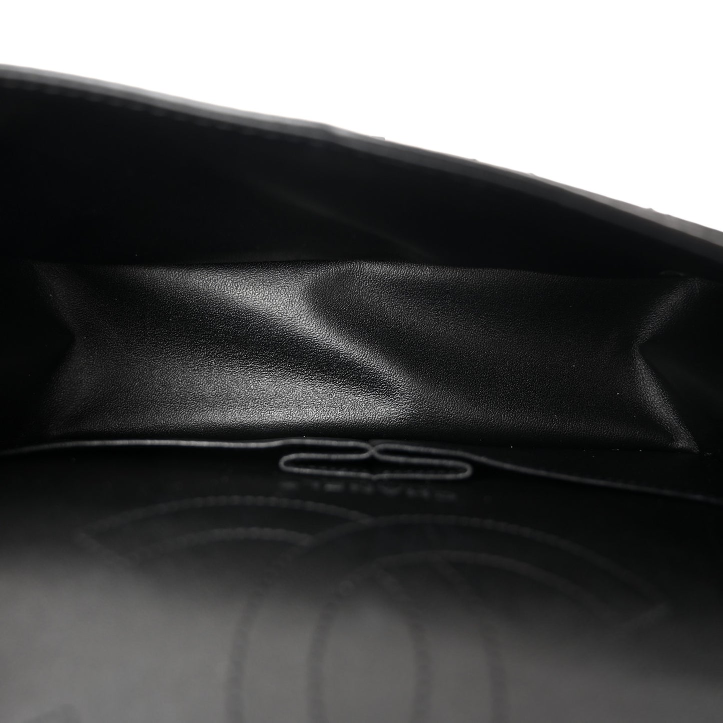 Glazed Aged Calfskin Quilted 2.55 Reissue 225 Flap So Black