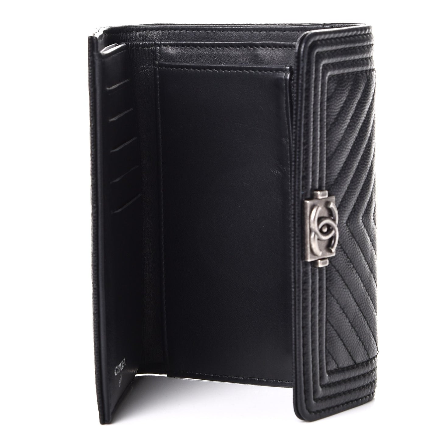 Caviar Chevron Quilted Small Boy Flap Wallet Black