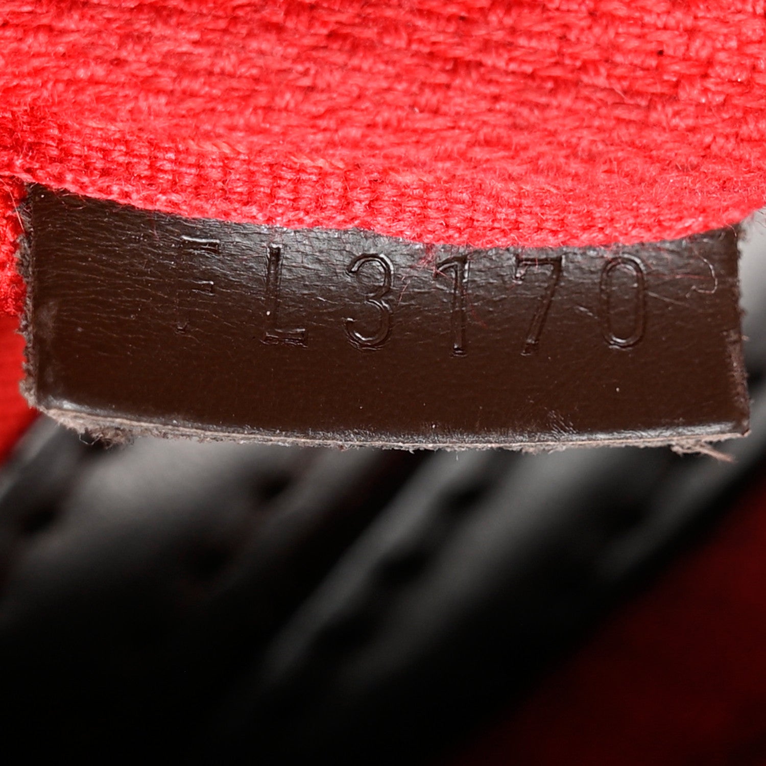 Louis Vuitton Damier Ebene Rivington GM 8 of 16