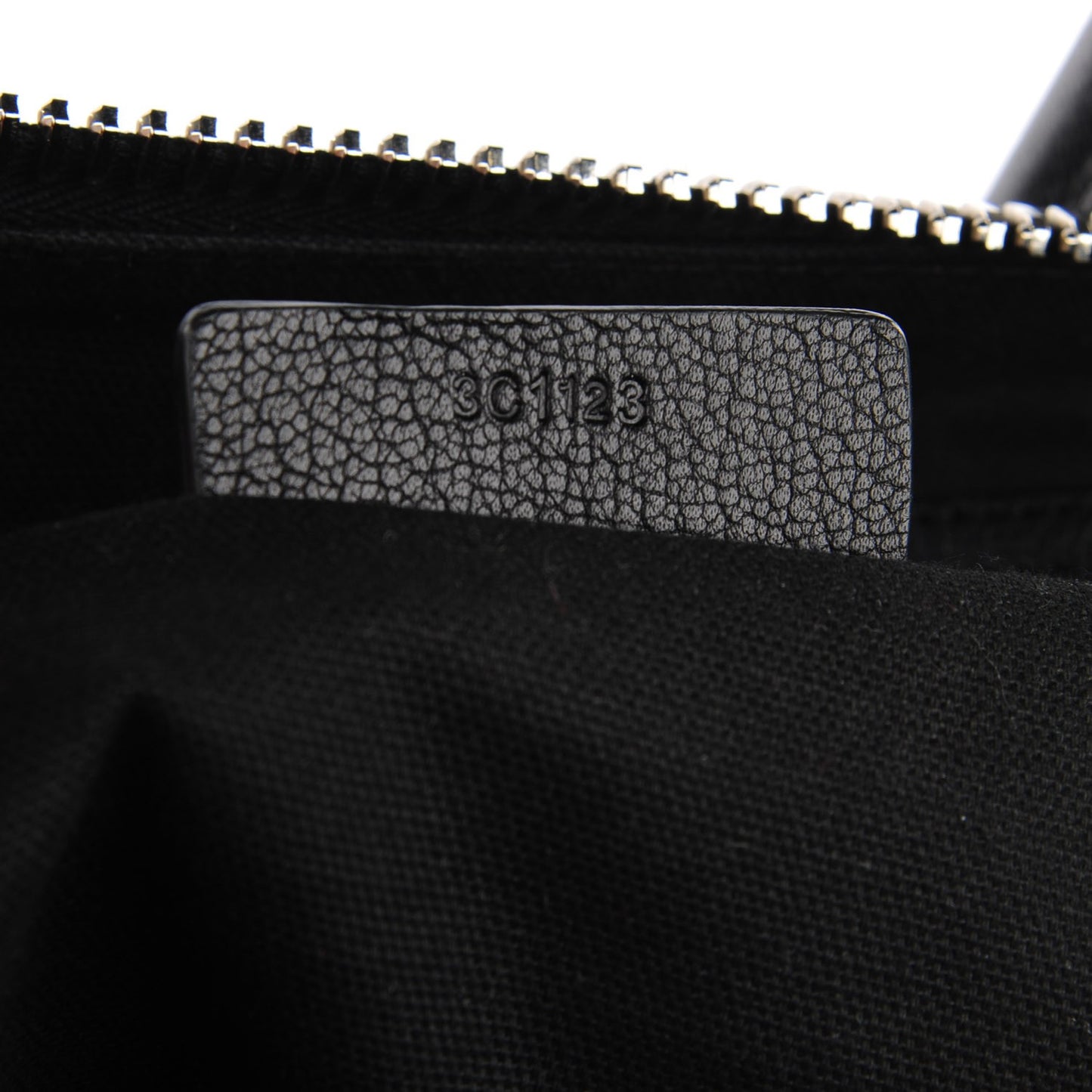 Sugar Goatskin Medium Antigona Black