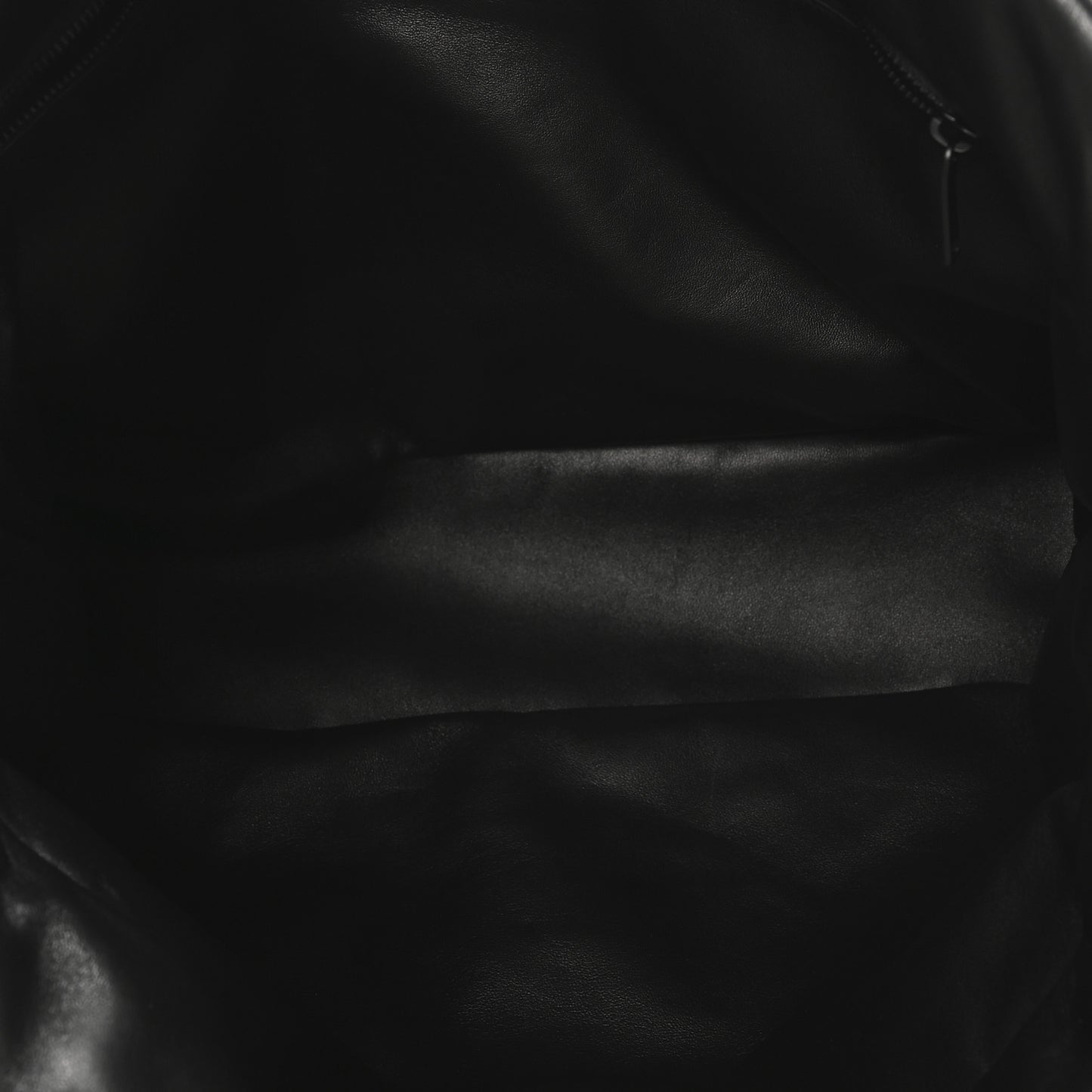 Lambskin Wide Puffer Tote Black