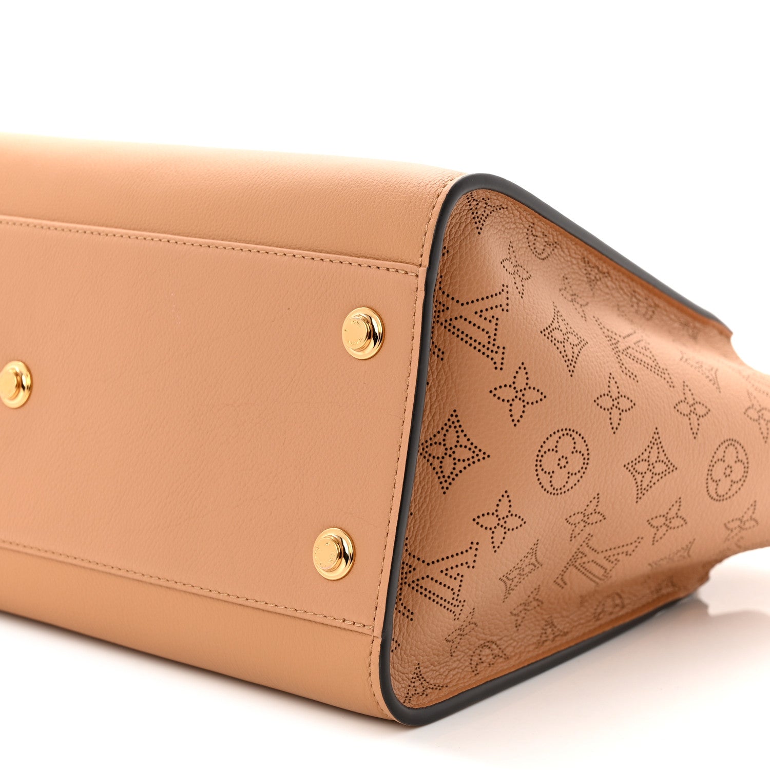Louis Vuitton Mahina On My Side GM Arizona Beige 8 of 8