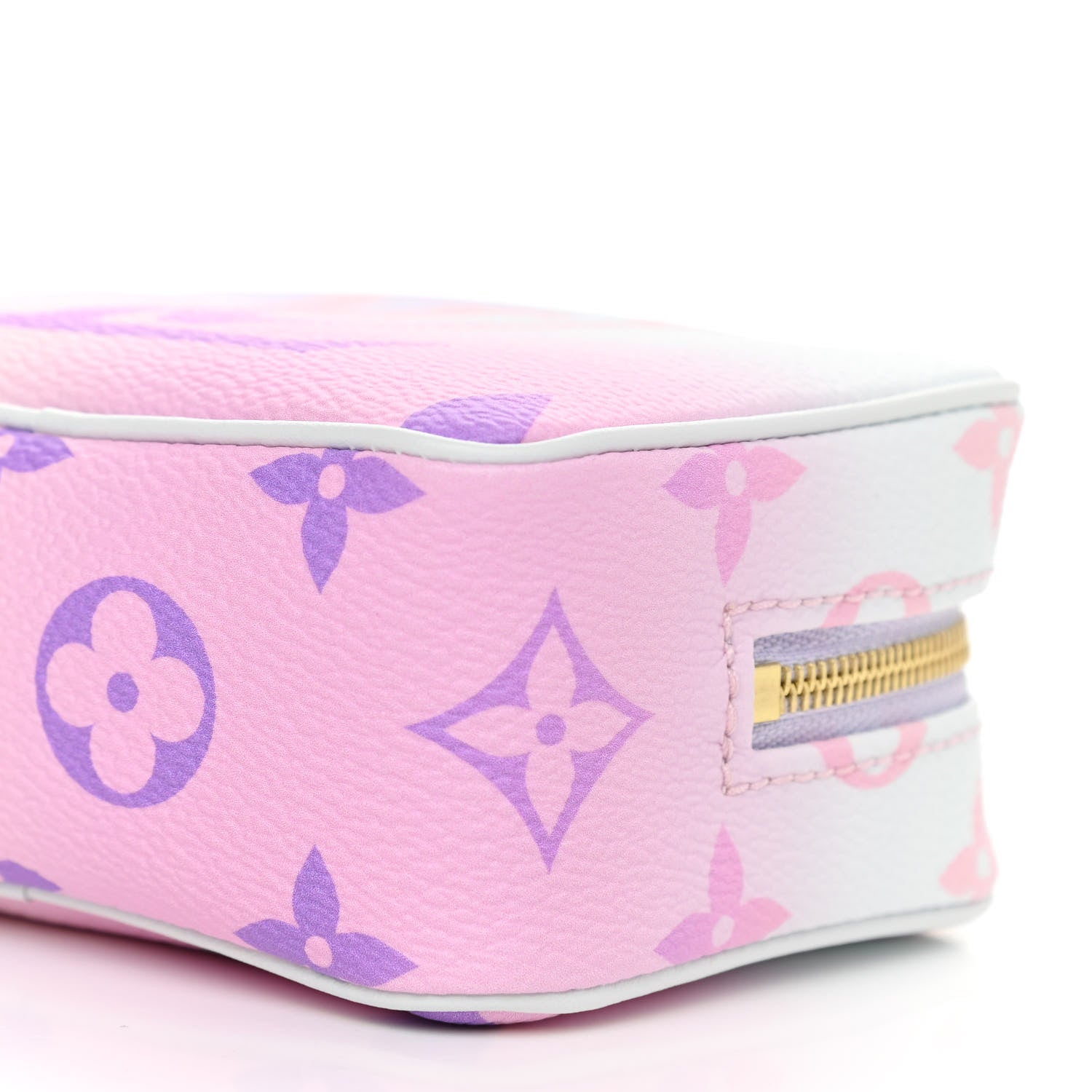 Louis Vuitton Monogram Giant Spring In The City Wapity Case Sunrise Pastel 8 of 11