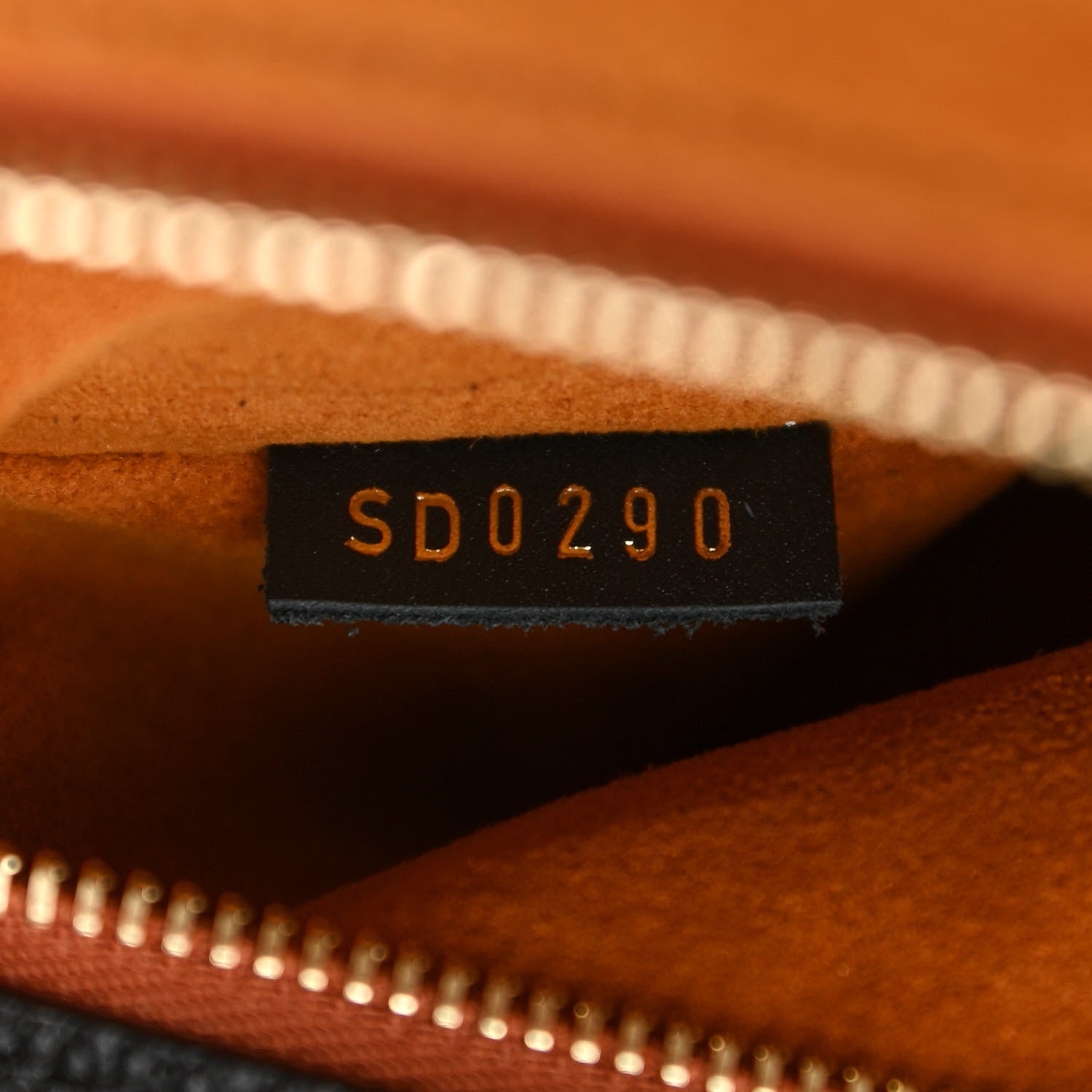 Louis Vuitton Empreinte Monogram Giant Onthego GM Black 8 of 11