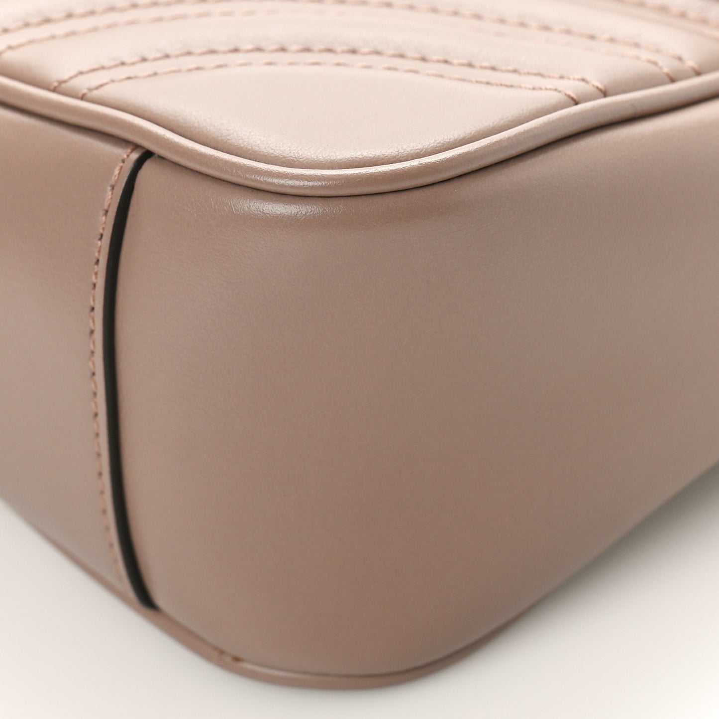 Calfskin Matelasse Small GG Marmont Shoulder Bag Porcelain Rose