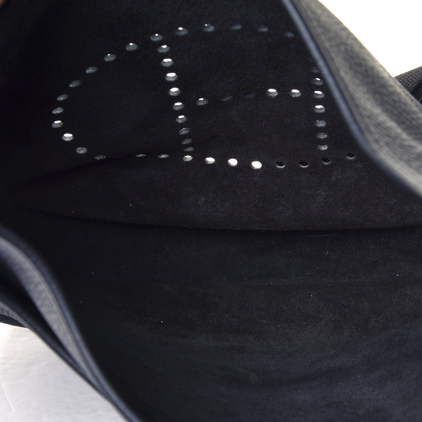 Taurillon Clemence Evelyne III PM Black