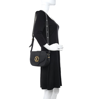Louis Vuitton Grained Calfskin LV Pont 9 Soft MM Black 2 of 9