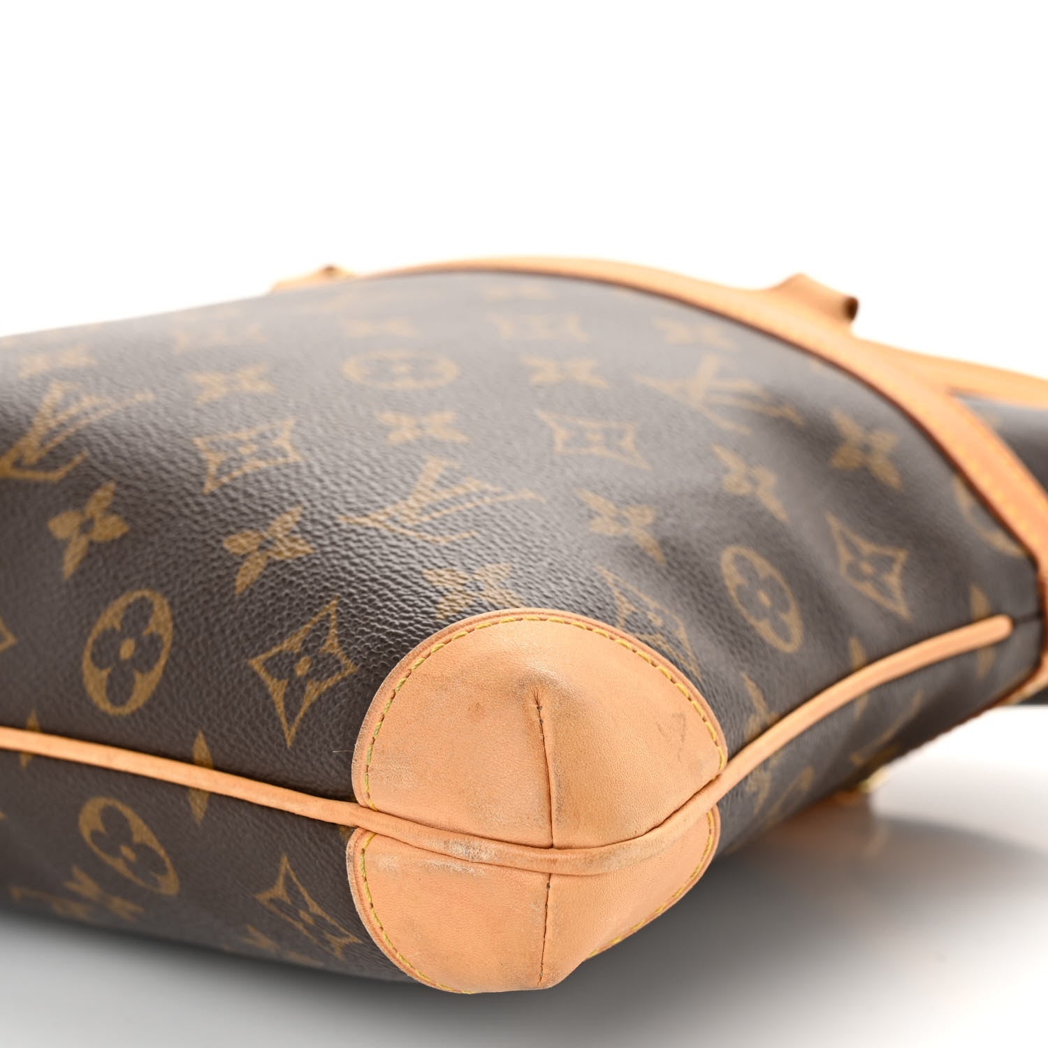 Louis Vuitton Monogram Sac Coussin GM 9 of 9