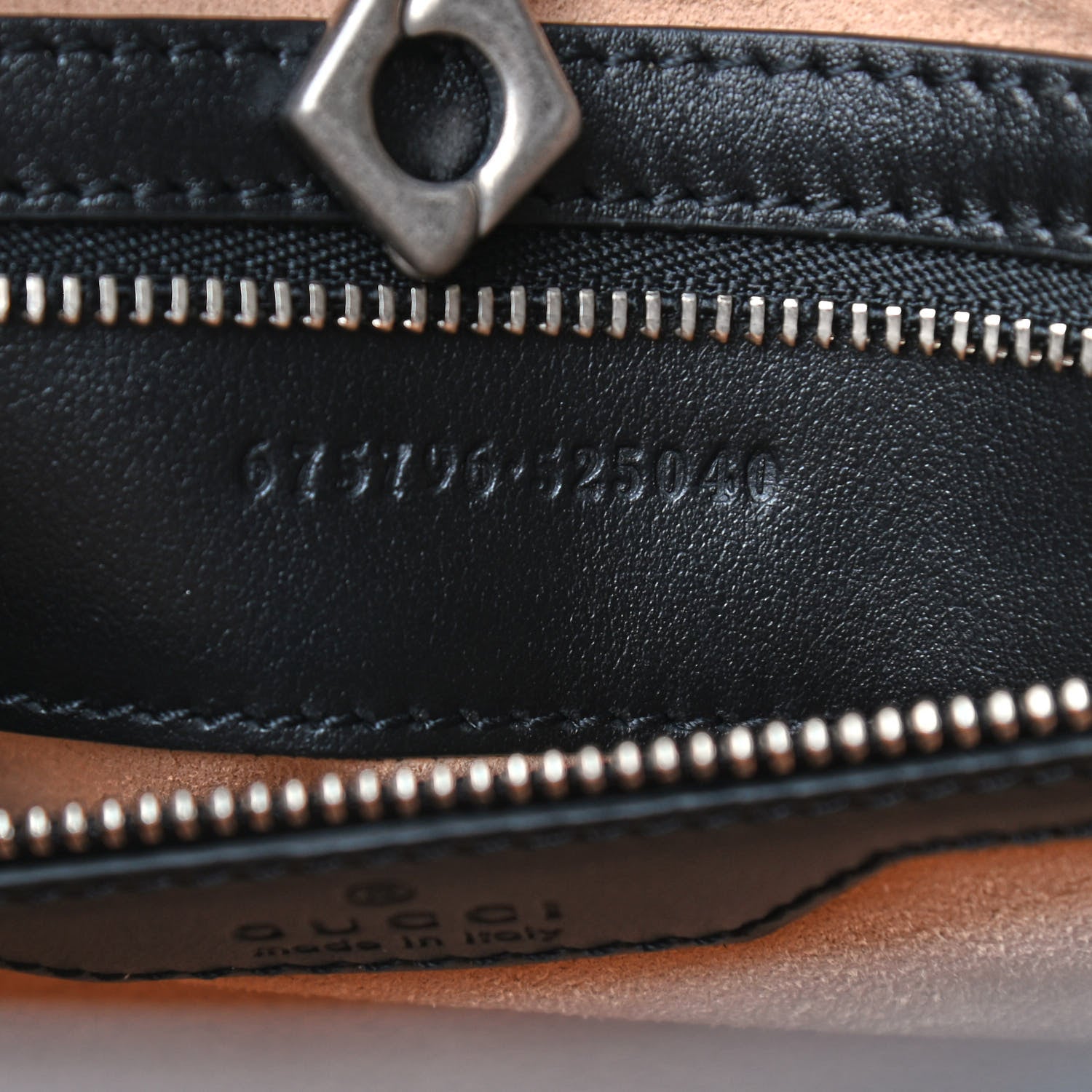 Gucci Calfskin Matelasse Aria Medium GG Marmont Shoulder Tote Black 7 of 9