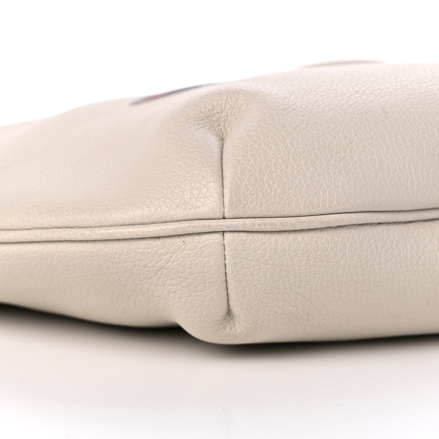 Gucci Grained Calfskin Logo Half Moon Hobo White 8 of 13